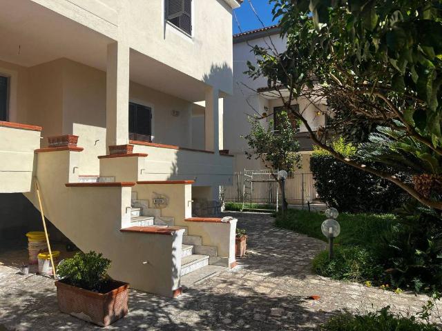 Villa Indipendente in vendita a Giugliano In Campania, Campania