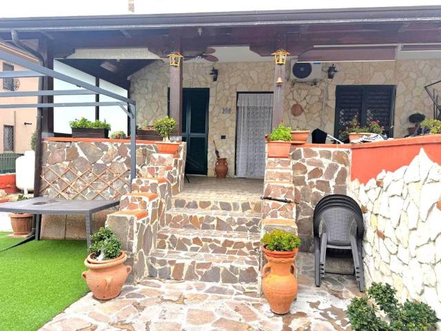 Villa Indipendente in vendita a Colle degli Osci, Giugliano In Campania