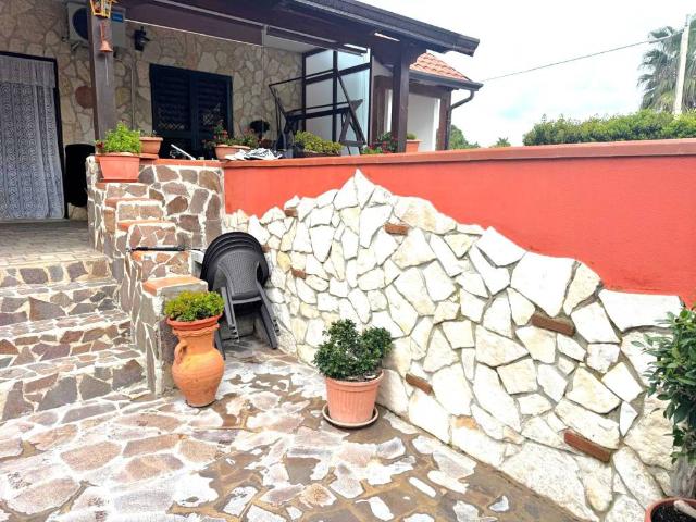 Villa Indipendente in vendita a Colle degli Osci, Giugliano In Campania