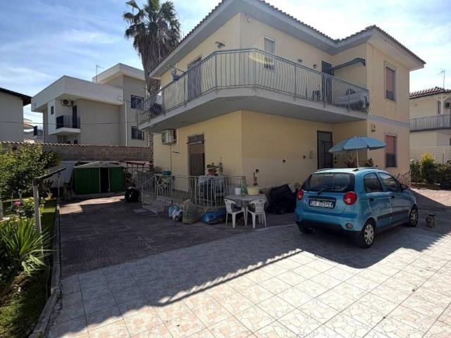 Villa Indipendente in vendita a Giugliano In Campania, Campania