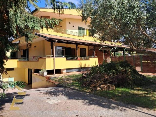 Villa Indipendente in vendita a Colle degli Osci, Giugliano In Campania