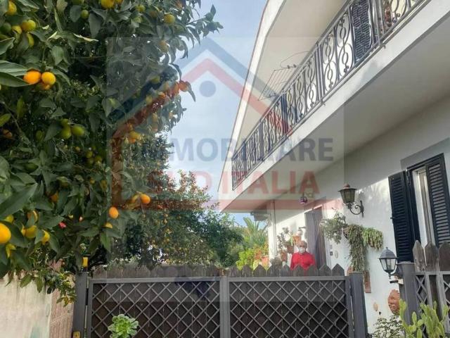 Villa Indipendente in vendita a Canosa, Giugliano In Campania
