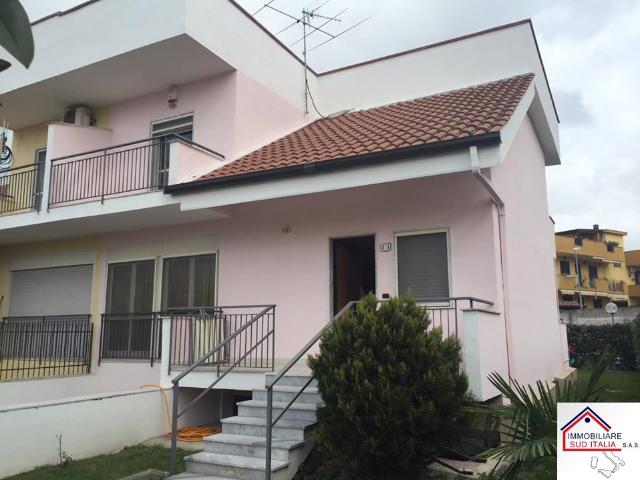 Villa Indipendente in vendita a Giugliano In Campania, Campania