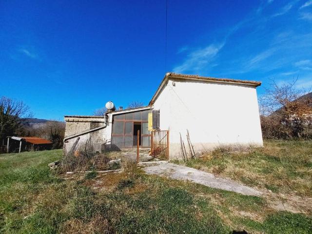 Villa Indipendente in vendita a Giuliano Di Roma, Lazio