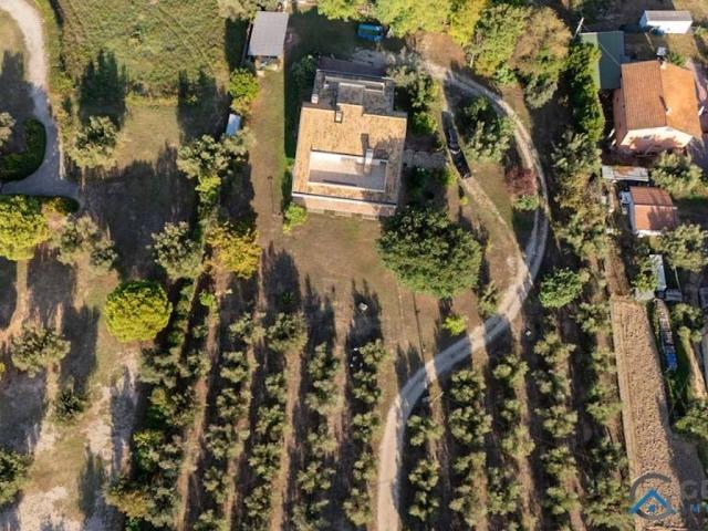 Villa Indipendente in vendita a Montone, Mosciano Sant'angelo