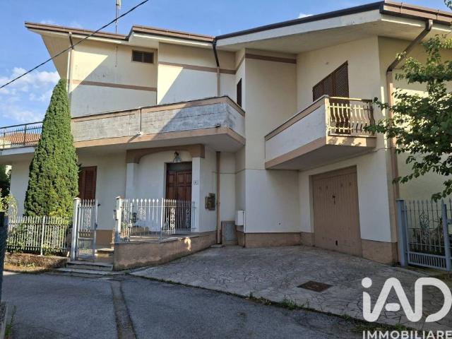 Villa Indipendente in vendita a Giulianova, Abruzzo