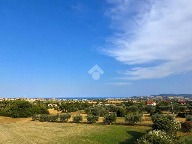 Villa Indipendente in vendita a Giulianova, Abruzzo
