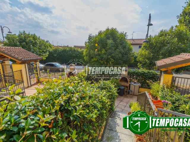 Villa Indipendente in vendita a Giussago, Lombardia