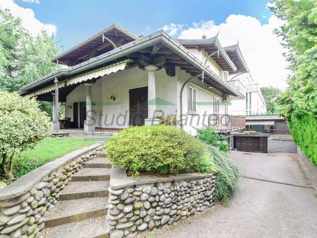 Villa Indipendente in vendita a Birone, Giussano