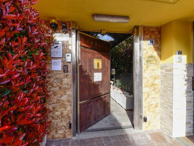 Villa Indipendente in vendita a Robbiano, Giussano