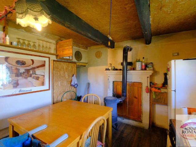 Villa Indipendente in vendita a Giusvalla, Liguria