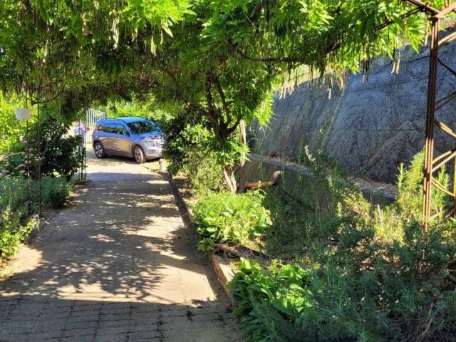 Villa Indipendente in vendita a Giusvalla, Liguria