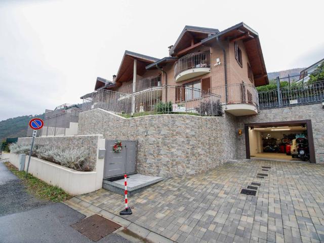 Villa Indipendente in vendita a Unione Montana di Comuni delle Valli di Lanzo, Ceronda e Casternone, Piemonte