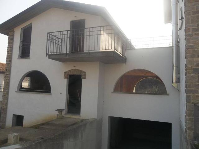 Villa Indipendente in vendita a Godiasco Salice Terme, Salice Terme