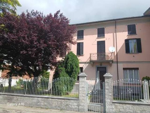 Villa Indipendente in vendita a Godiasco Salice Terme, Salice Terme