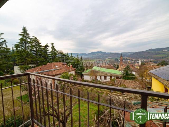 Villa Indipendente in vendita a Godiasco Salice Terme, Godiasco