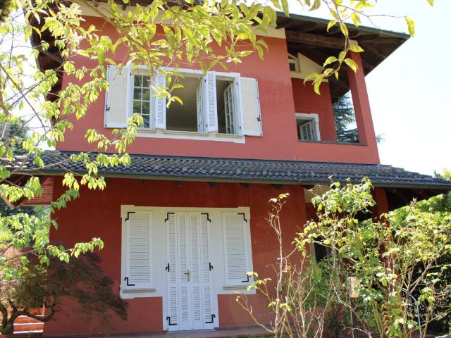 Villa Indipendente in vendita a Salice Terme, Godiasco Salice Terme