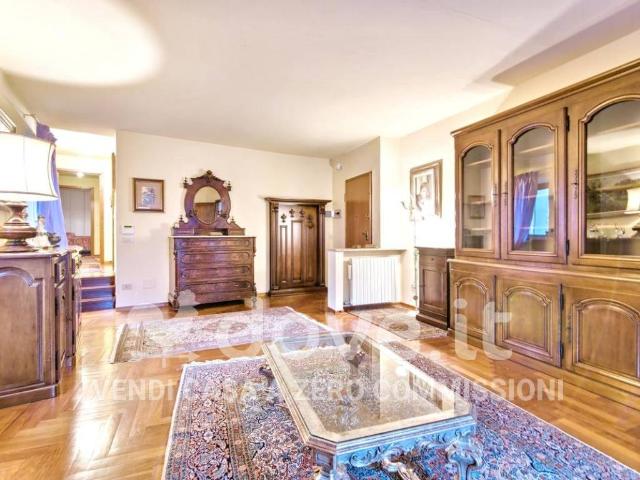 Villa Indipendente in vendita a Godiasco Salice Terme, Godiasco