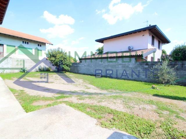 Villa Indipendente in vendita a Golasecca, Varese