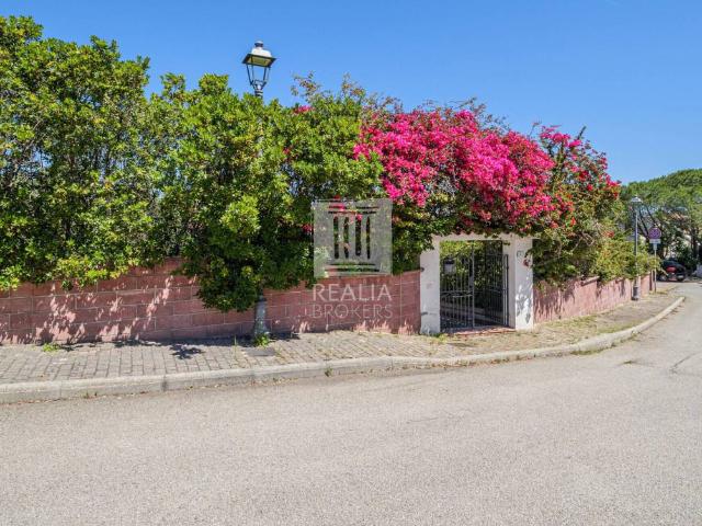 Villa Indipendente in vendita a Baia Caddinas, Golfo Aranci