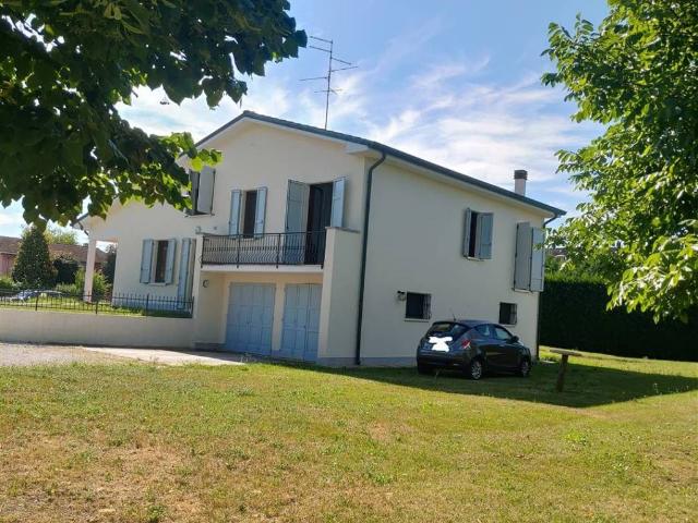 Villa Indipendente in vendita a Bondeno Di Gonzaga, Lombardia