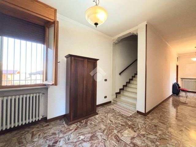 Villa Indipendente in vendita a Bondeno Di Gonzaga, Lombardia