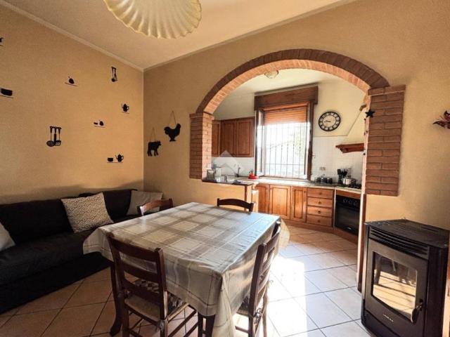 Villa Indipendente in vendita a Bondeno Di Gonzaga, Lombardia