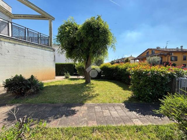 Villa Indipendente in vendita a Bondeno Di Gonzaga, Lombardia