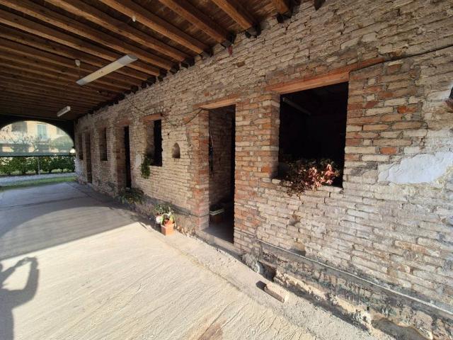 Villa Indipendente in vendita a Gorgo Al Monticano, Veneto