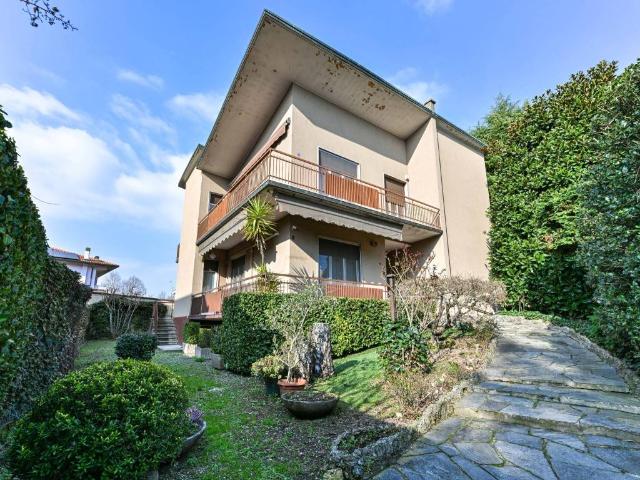 Villa Indipendente in vendita a Gorgonzola, Lombardia
