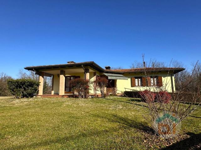 Villa Indipendente in vendita a San Rocco / Podturn, Gorizia