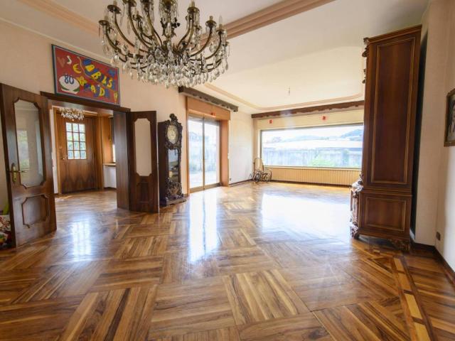 Villa Indipendente in vendita a Piazzutta / Placuta, Gorizia