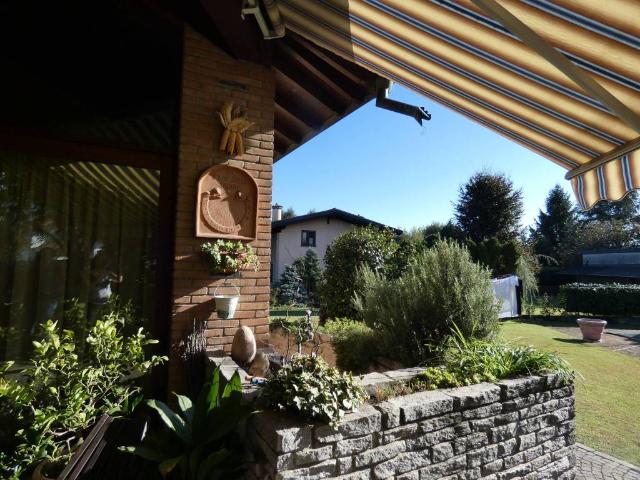 Villa Indipendente in vendita a Gorla Maggiore, Lombardia