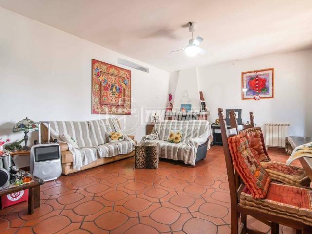 Villa Indipendente in vendita a Prospiano, Gorla Minore