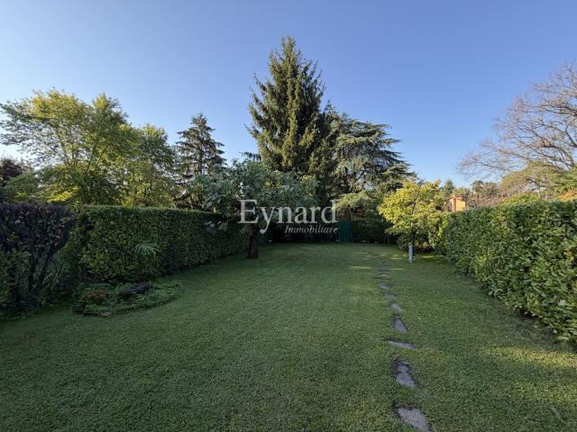 Villa Indipendente in vendita a Gorle, Bergamo