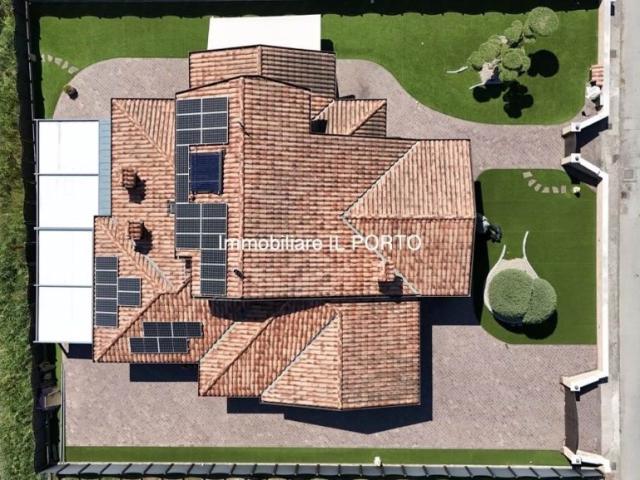 Villa Indipendente in vendita a Unione Delta del Po, Goro
