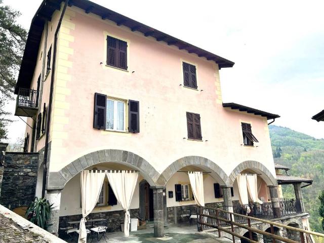 Villa Indipendente in vendita a Gorreto, Liguria