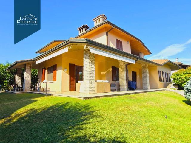 Villa Indipendente in vendita a Quarto, Gossolengo