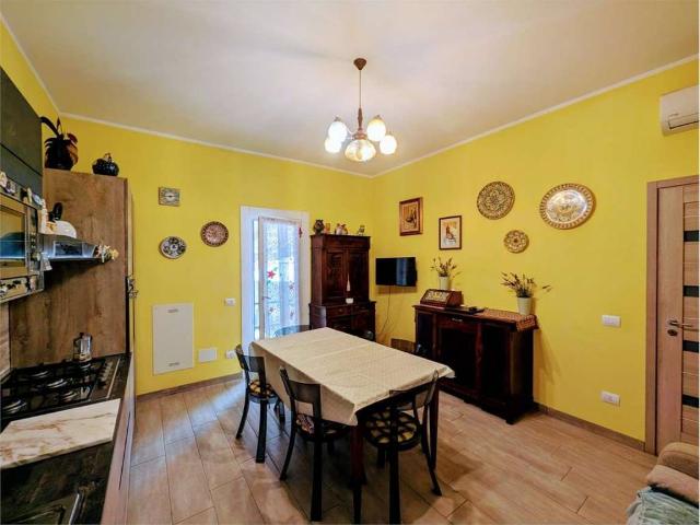 Villa Indipendente in vendita a Molino delle Tre Ruote, Gossolengo