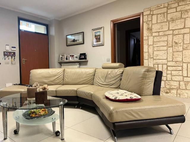 Villa Indipendente in vendita a Molino delle Tre Ruote, Gossolengo