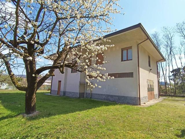 Villa Indipendente in vendita a Piemonte, Novara