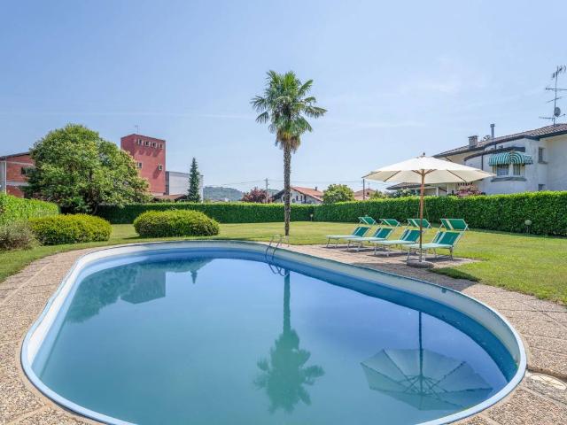 Villa Indipendente in vendita a Auzate, Gozzano