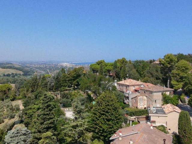 Villa Indipendente in vendita a Marche, Pesaro E Urbino