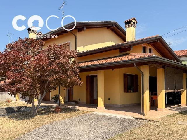 Villa Indipendente in vendita a Borgo Biasol, Gradisca d'Isonzo / Gardiscje