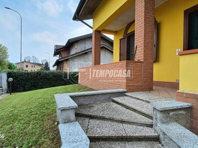Villa Indipendente in vendita a Graffignana, Lombardia