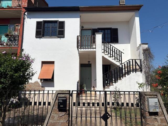 Villa Indipendente in vendita a Graffignano, Lazio