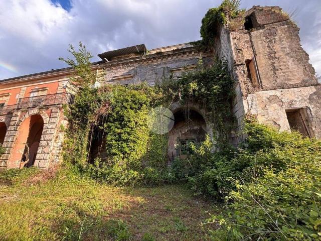 Villa Indipendente in vendita a Gragnano, Campania