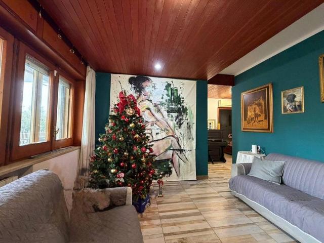 Villa Indipendente in vendita a Gragnano, Campania