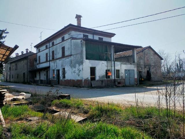 Villa Indipendente in vendita a Gragnano Trebbiense, Reggio Emilia