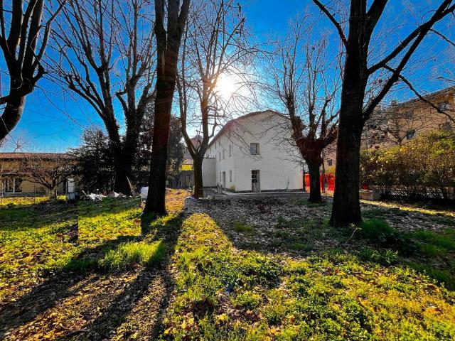 Villa Indipendente in vendita a Unione Terre di Pianura, Granarolo Dell'emilia